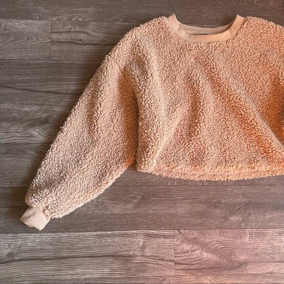 2/$30 Wild Fable Teddy Bear Crew Neck Sweatshirt - Picture 5 of 9